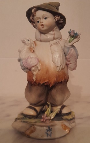Statuina porcellana