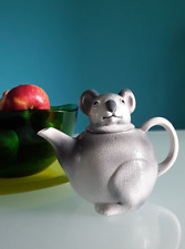 Teiera a forma di "Koala", porcellana, colore grigio, made in Japan.
