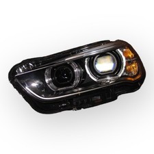 Faro proiettore anteriore