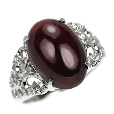 Anello con diamanti granati