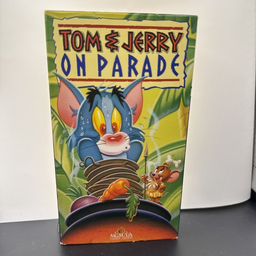 Tom and jerry parade - tom, on