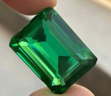 Grande smeraldo colombiano