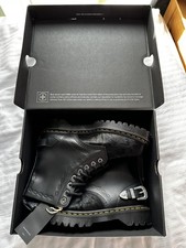 Stivali Dr. Martens x Great