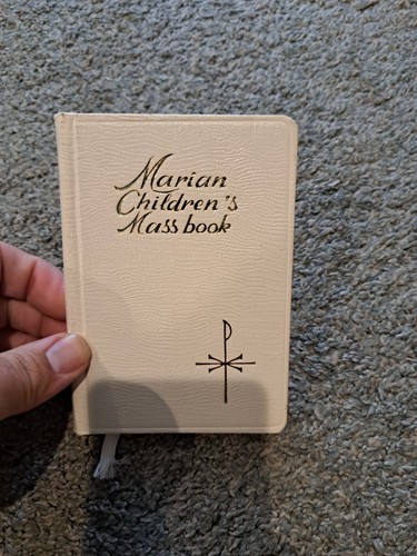 Vintage marian children mass - children's,