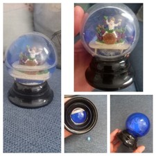 Vintage Palla Neve Snow Globe Plastica Bacco Uva Botte Piedistallo