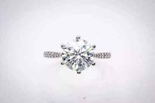 Anello solitario in argento