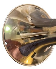 Edward Trombone Red 8.5”