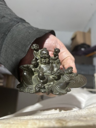 Budha with child - budha, statue