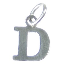 Lettera D iniziale charm in