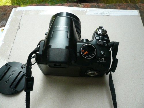 Fuji finepix s4500 - finepix,
