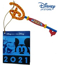 Disney • Disney Store 2021