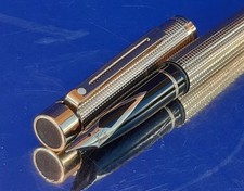 Sheaffer Targa 14k Nib Gold Fountain Pen,Coverter, Box