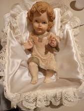 statua gesù bambino