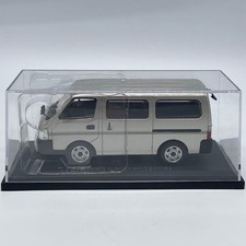 Nissan Caravan 2006 modellino