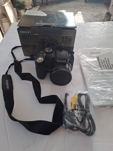Fujifilm finepix s1600 - fujifilm,