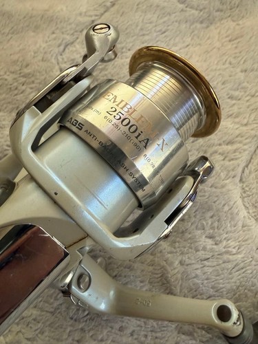 Daiwa emblem 2500ia spinning - emblem-x,