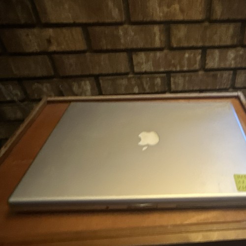 Apple macbook pro 15in silver - apple,