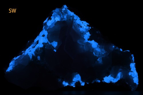 Scheelite calcite da - calcite,