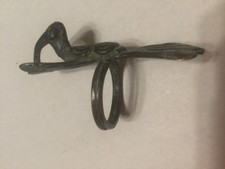 Anello amuleto in bronzo
