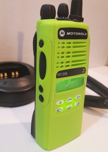 Motorola ht1250 vhf 136 - motorola,