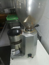 Macinacaffè quamar volt 220 professionale da bar