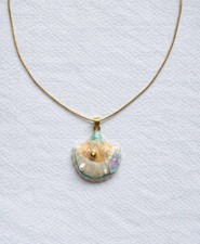 Collana con ciondolo