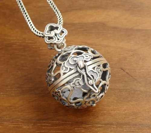 Ciondolo medaglione sfera