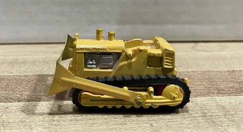 Bulldozer internazionale
