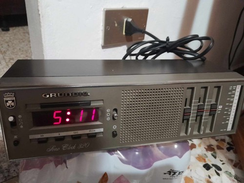 Sveglia radio grundig - sveglia,
