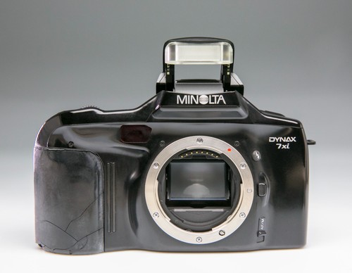 Minolta dynax 7xi - minolta,