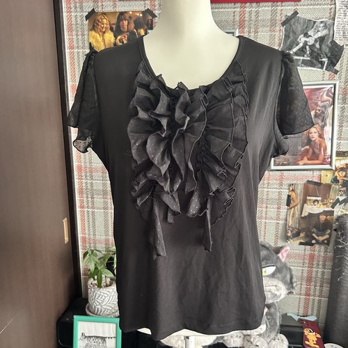 Top nero con volant pois - con,