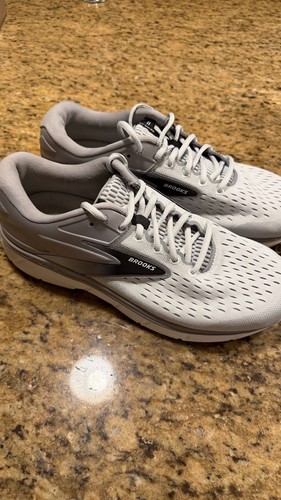 Scarpe corsa brooks - dyad, 11