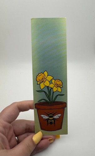 Daffodil bee cardstock - daffodil,