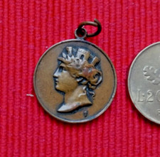 VITTORIO EMANUELE III MEDAGLIA 1917 "DIEDE ORO ALLA PATRIA" BRONZO