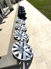 4 cerchi 15"  VW POLO IN ACCIAIO completi di borchie e bulloni tutto ORIGINALE