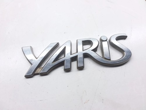 Toyota yaris emblema - toyota,