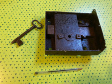 Serratura per portone forziere baule '700 con chiave e perfettamente funzionante