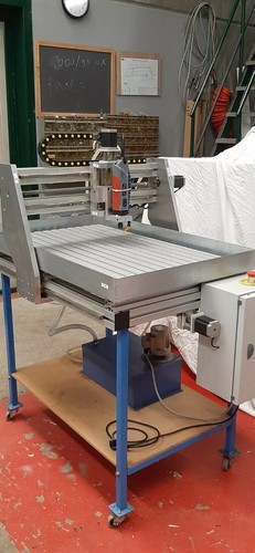 Fresa pantografo cnc con - fresa,