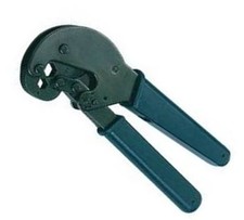 Pinza a crimpare per