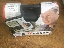 Megger MIT330-EN Tester di