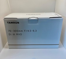 TAMRON 70-300 mm f/4.5-6.3 Di III RXD attacco elettrico