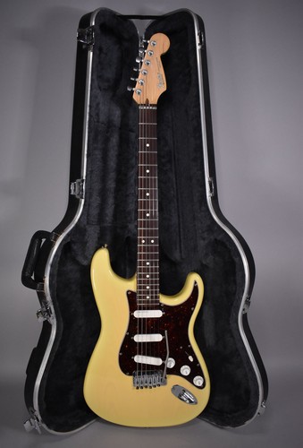 Fender stratocaster plus - fender,