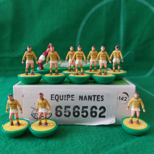 Mint subbuteo team - subbuteo, 142
