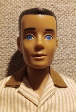 Barbie Ken Bendable Legs bruna