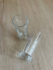 due bicchieri shot becherovka