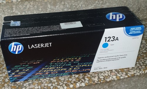 123a q3973a toner - ,