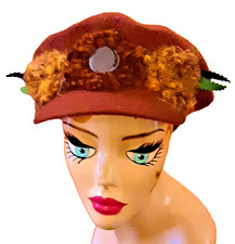 Cappello con visiera vintage uncinetto fiori crochet marrone