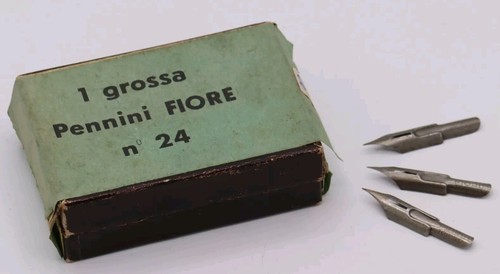 Scatola pennini fiore torino - fiore,