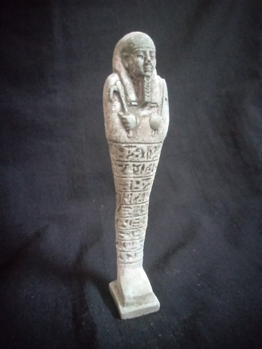 Esclusivamente ushabti - esclusivamente.,