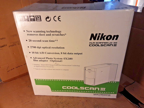 Nikon coolscan iii - ls-30,